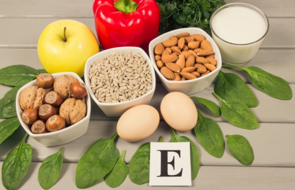 우리나라 국민들의 비타민 E 영양소 섭취율이 권장량의 60%에 불과하다는 연구결과가 나왔다. 