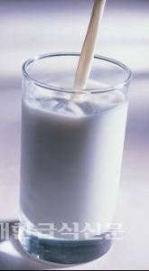우유·유제품 섭취, 골다공증 위험 감소