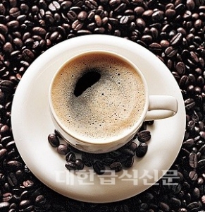 커피, 한국인에겐 대사증후군 위험 요인?