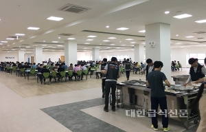 아워홈, 베트남·중국 급식사업장 6개점 신규 수주