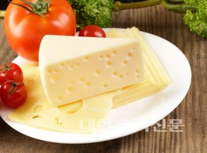 치즈가 심장병 발병 위험 낮춘다