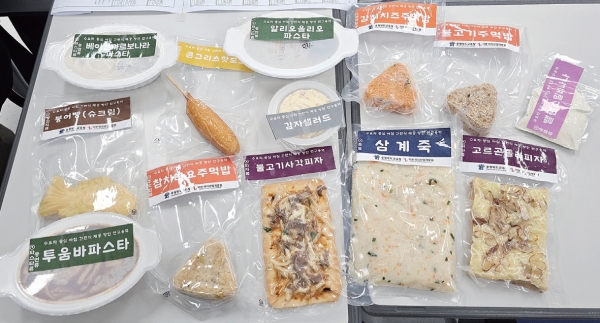 충북교육청이 진행한 ‘수요자 중심 아침 간편식 시식회’에서 선보인 간편식 음식.