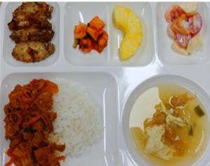 맛과 건강이 함께하는 맞춤형 학교식단 - 닭윙유자청조림